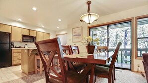 Condo, 1 cama King size (Ridge Condo 37) | Cocina privada