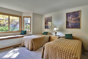 Condo, 1 King Bed (Ridge Condo 29) | 2 bedrooms