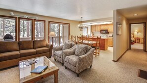 Condo, 1 King Bed (Ridge Condo 13) | Living room - Ridge Condo 13 (Bend)