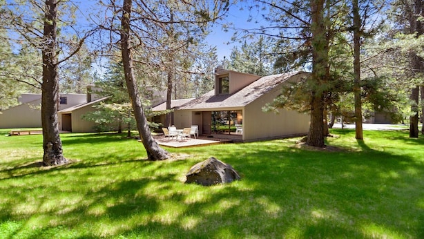 Condo, Multiple Beds (Meadow House 21) | Property grounds - Meadow House 21 (Bend)