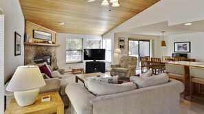 Condo, Multiple Beds (Fairway Village 32) | Living room - Fairway Village 32 (Bend)