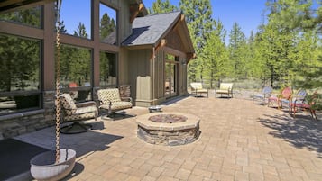 Rumah, Beberapa Tempat Tidur (Dancing Rock Loop 56821 (Caldera Spri) | Teras/patio