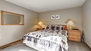 Condo, Multiple Beds (Skyline Condo 02) | 3 bedrooms - Skyline Condo 02 (Bend)