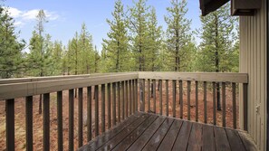 House, Multiple Beds (Flat Top 03) | Balcony