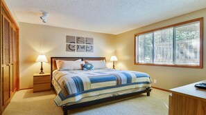 Talo, useita sänkyjä (Klamath 06) | 3 makuuhuonetta