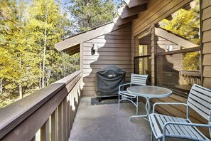 Condo, 1 cama King size (Ridge Condo 38) | Balcón