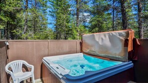 House, Multiple Beds (Conifer 9) | Property grounds