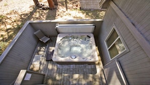 House, Multiple Beds (Deer - 19) | Property grounds - Deer - 19 (Bend)