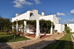 Villa, 5 camere da letto, caminetto | Parco della struttura