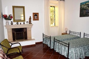 Villa, 5 Schlafzimmer, Kamin | 5 Schlafzimmer, Reisekinderbett