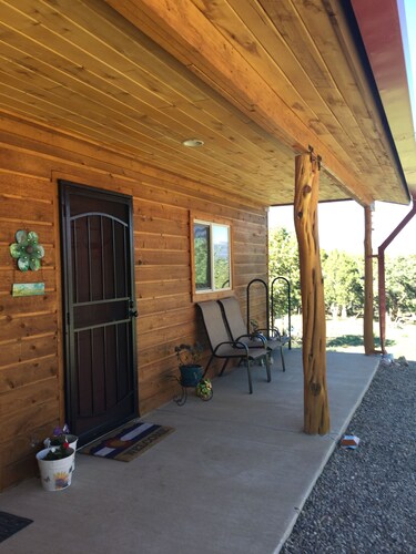 Twisted Cedars Ranch: Rest, Restore, Relax in mountain style.