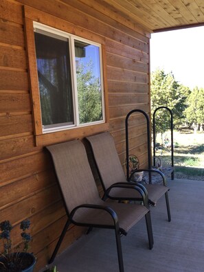 Terrace/patio - Twisted Cedars Ranch: Rest, Restore, Relax in mountain style. (Mancos)
