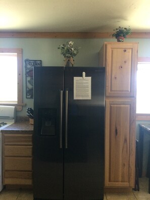 Interior - Twisted Cedars Ranch: Rest, Restore, Relax in mountain style. (Mancos)