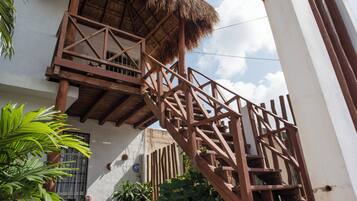 Apartment, 2 Bedrooms, Smoking, Private Pool | Front of property