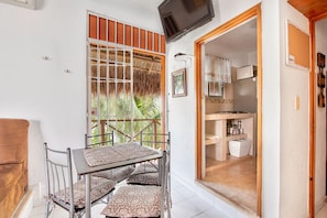 Apartment, 2 Bedrooms, Smoking, Private Pool | Dining - Casa Nona, Beautiful Apartment in Cancun (Cancun)