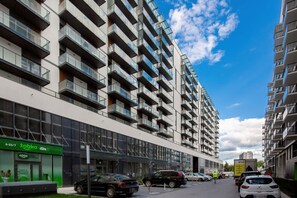 Exterior - Prymasa Tysiąclecia 83a | Studio |Air Conditioning (Warszawa)