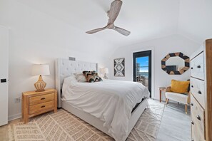 3 bedrooms, iron/ironing board, free WiFi, bed sheets - Ocean View THE PALM Newly Renovated Beauty with Breathtaking Views  (Gulf Shores)