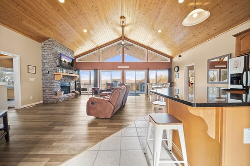 Live Love Lake' summarizes it all