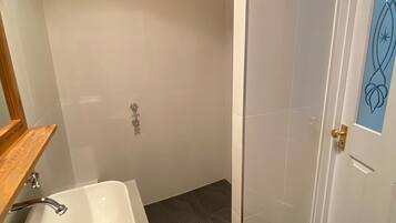 Shower, towels, soap, shampoo