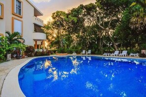 Outdoor pool - Apartment Front Reef - Playacar (Playa del Carmen)