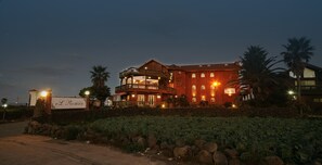 บริเวณภายนอก