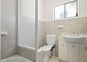 Kombinert dusj/badekar
