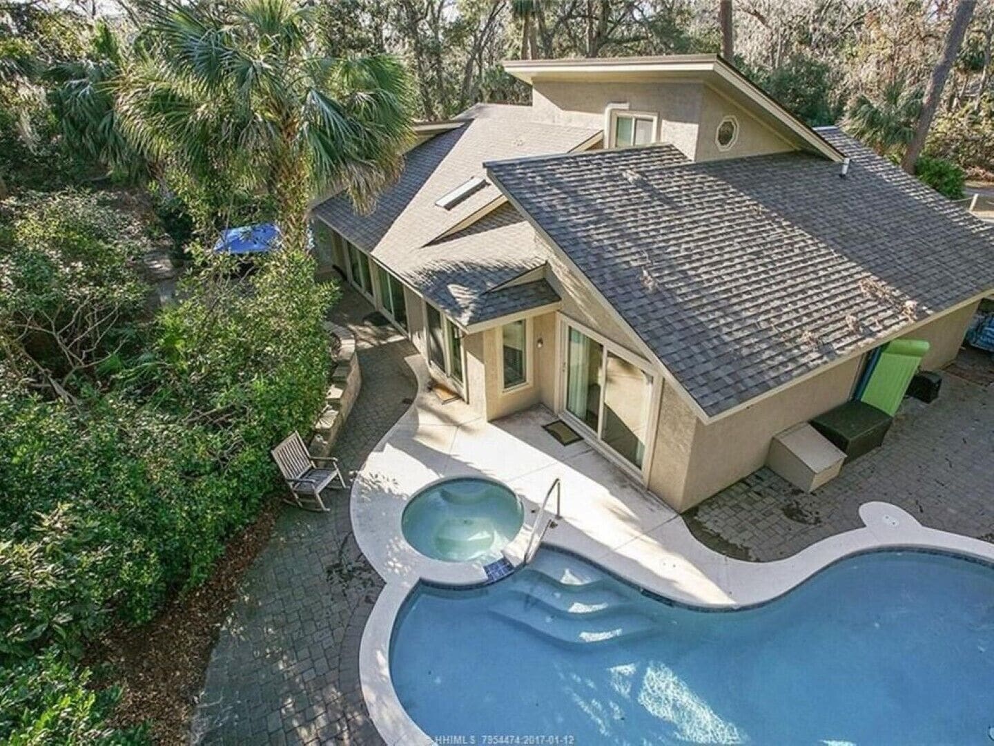 Oceanside Sea Pines Home! ...3min walk to the Beach! Private Pool/Heated Spa!