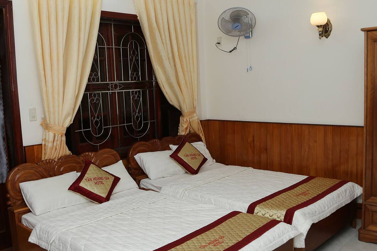 Minibar, desk, blackout curtains, free WiFi