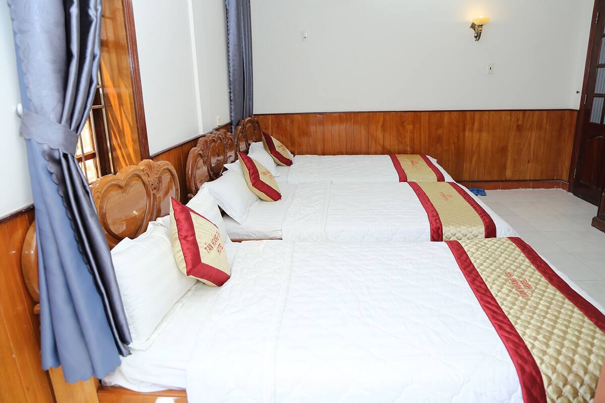 Minibar, desk, blackout curtains, free WiFi