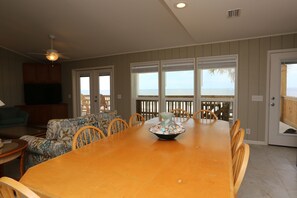 Dining - Gulf Front, Newly Renovated ~ One More Time Again (Mexico Beach)