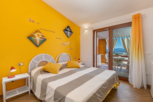 Sharon – Sea View Stay - Golfo Aranci
