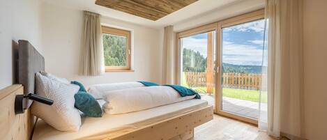 2 makuuhuonetta, ilmainen Wi-Fi, vuodevaatteet