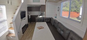 Living area - Pacific Dunes Resort (Copalis Beach)