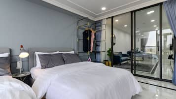 Panoramic Apartment, 1 Bedroom | Premium bedding, down comforters, memory foam beds, free minibar items