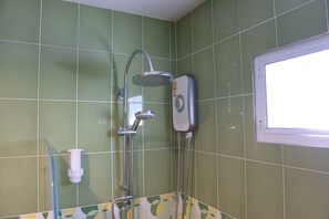 Chambre, vue mer (S) | Salle de bain