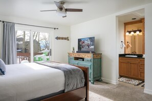 4 室のベッドルーム、アイロン / アイロン台、WiFi (無料)、ベッドシーツ