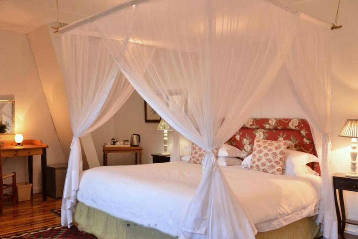 1 dormitorio, tabla de planchar con plancha, wifi gratis y ropa de cama