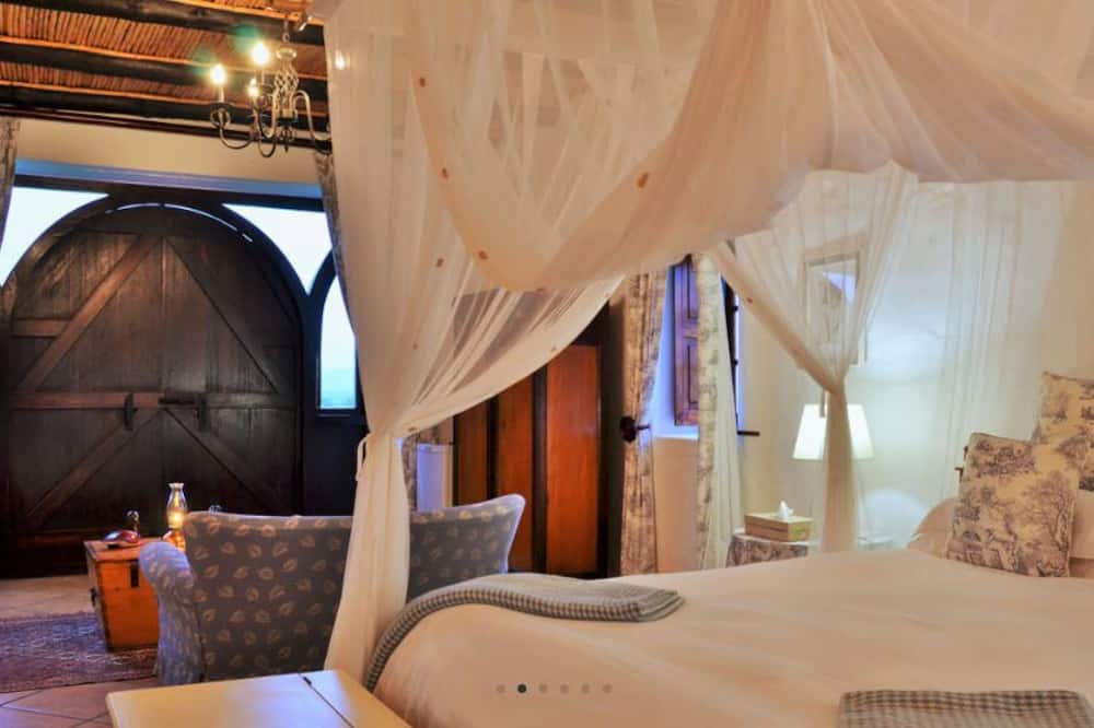 De Hoop Suites