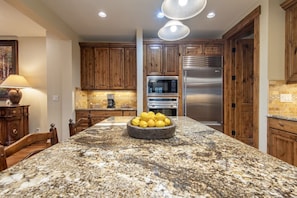 Fridge, microwave, oven, stovetop - Tributary 4 Br Home in Driggs (Driggs)