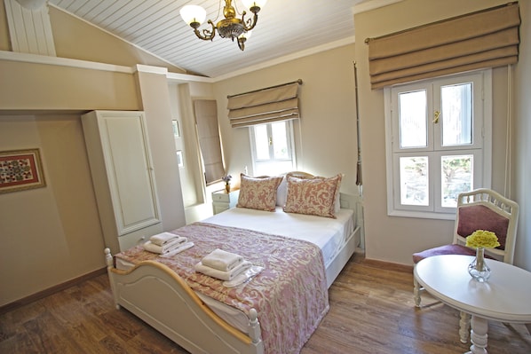 Room - Elit Konukevi (Bozcaada)