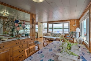 Interior - Deck & Beach Access: Waterfront Cape Cod Cottage (Wareham)