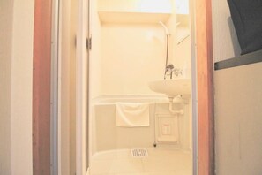 Condo, 1 Bedroom (504) | Bathroom | Combined shower/tub, deep soaking tub, free toiletries, hair dryer