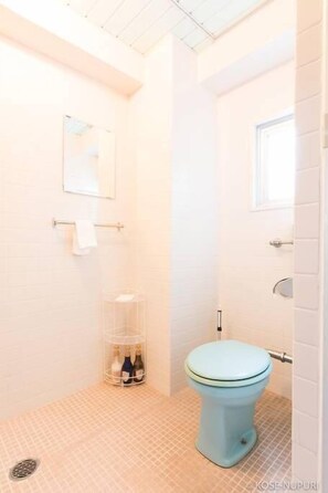 Condo, 1 Bedroom (501) | Bathroom