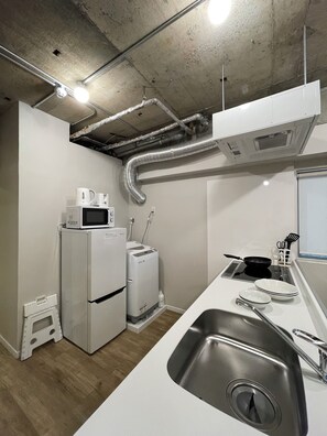 Leilighet, 1 soverom (504) | Eget kjøkken | Kjøleskap, mikrobølgeovn, kokeplater og riskoker