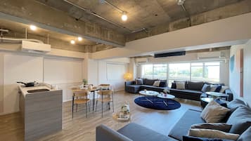 Condo, 1 Bedroom (504) | Living area | TV