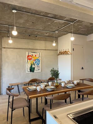 Comfort Condo, 1 Bedroom (704) | 1 bedroom, individually decorated, desk, laptop workspace - Dai3Himawari Building 504,704 (Hiroshima)