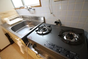 公寓式客房, 1 间卧室 (701) | 私人厨房 | 冰箱、微波炉、炉灶、烤面包机