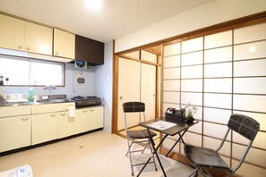 公寓式客房, 1 间卧室 (701) | 餐厅