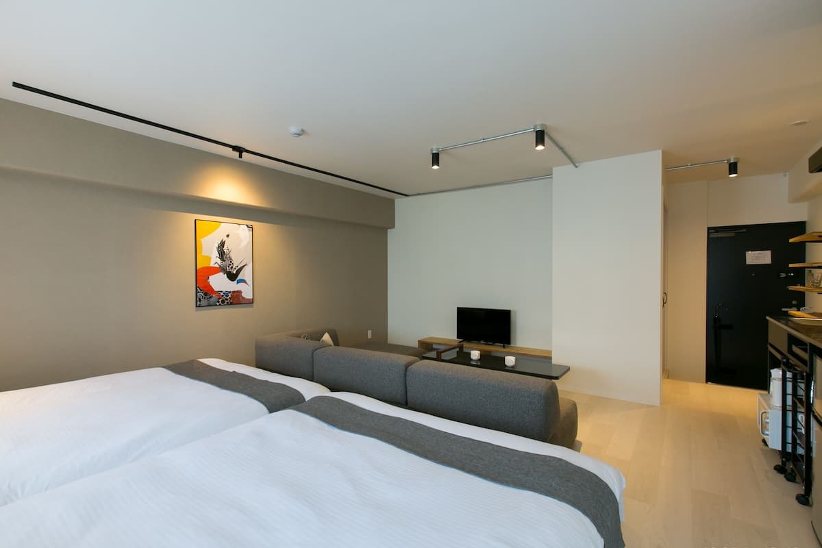 بديكورات فريدة لكل غرفة وطراز فريد لكل وحدة ومكتب