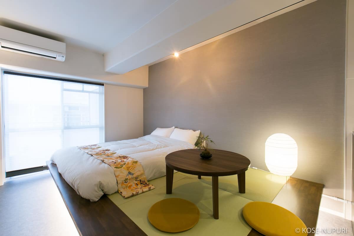 Appartement, 1 slaapkamer (703) | Individueel gedecoreerd, individueel gemeubileerd, een bureau